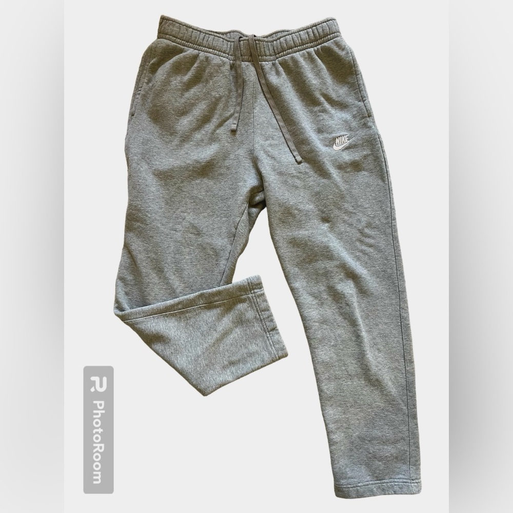 Nike women’s Heather gray joggers size M
